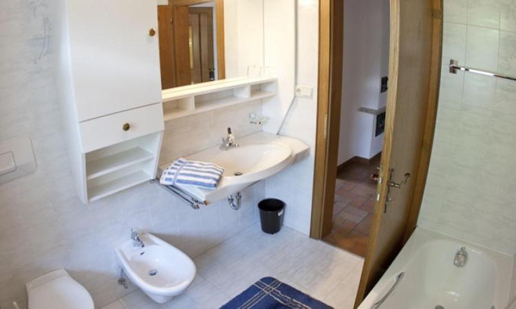 Ferienwohnung Huberhof Brixen Zimmer foto