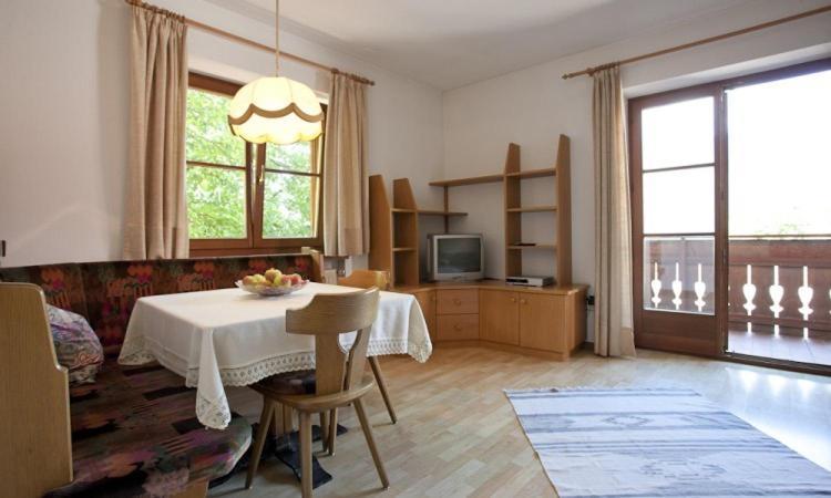 Ferienwohnung Huberhof Brixen Zimmer foto